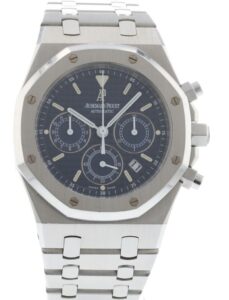 Bonus Season: An image of a Royal Oak with a blue dial