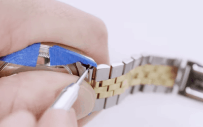 How to Change a Bracelet | Watch without Lug Holes